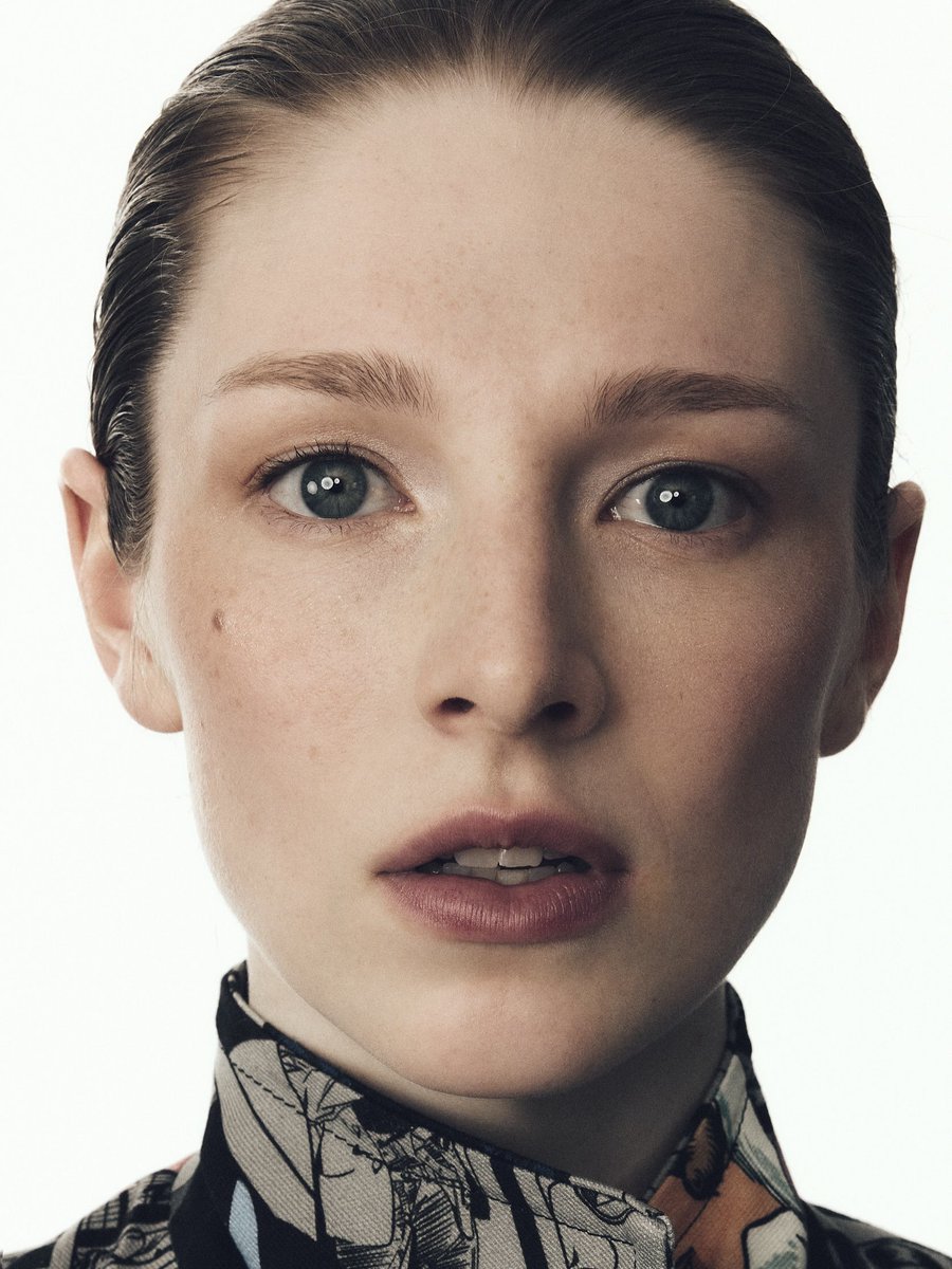 schaferhunterbr's tweet photo. FACE CARD SUPREMACY! Hunter Schafer by Jonny Marlow. ✨️ https://t.co/p3H95m2zYx
