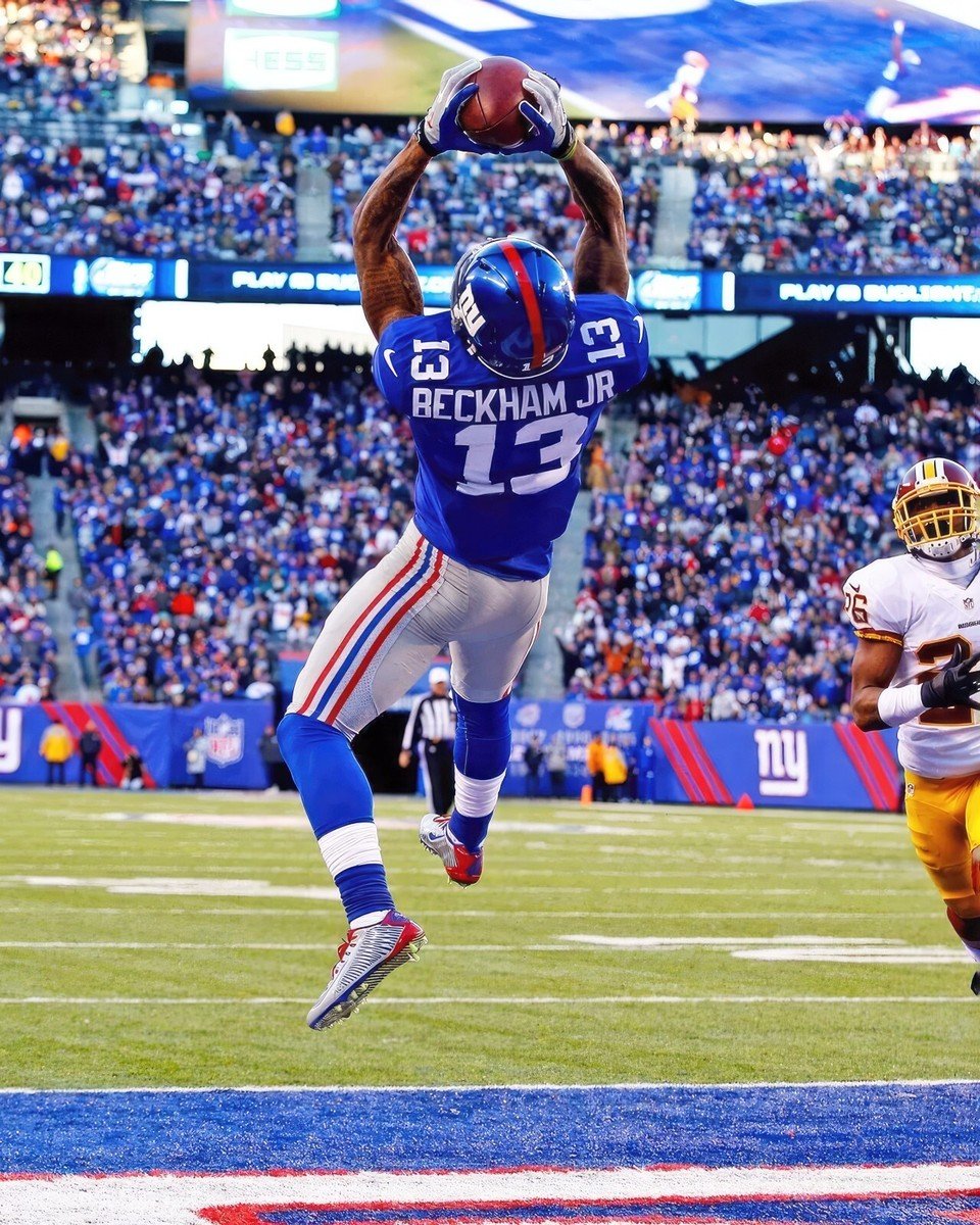 charliendoza's tweet photo. Odell Beckham Jr está de regreso en Nueva York y lo hace con su No. 13, ese que lo hizo leyenda de Giants.

Me siento en 2016, donde mi jugador favorito estaba aún en mi equipo, diez años después OBJ está de regreso. #BigBlue https://t.co/8JWN9CrDey