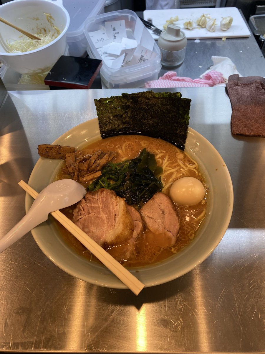 mm228425's tweet photo. #大島
 #吉田屋
  #特製ラーメン
40杯目/2026年
このお店の前を通るたび、いつも満席で気になっていたので行ってみました！
スープ濃厚でまろやか、美味い！！
チャーシューも良かったです https://t.co/60H4xTbEP5