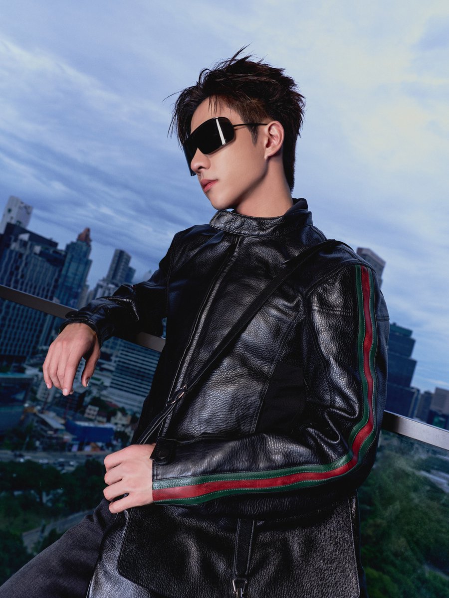 UWMALAMERICA's tweet photo. This was a great start to the month, especially for our little tiger.

Starting today, the movie starring Perth will be available on Netflix.

We woke up to gorgeous pictures of Perth in Gucci's spring campaign.

On top of a very busy schedule of events.

#บอกโลกให้รู้ว่ากูรักมึง #TellTheWorldILoveYou 
#PerthTanapon #KDPPE