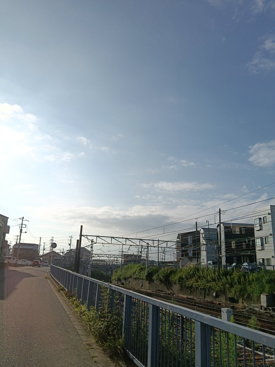 Daniel068961783's tweet photo. おはよう☀
久しぶりに晴れ間をみたような😄
今日はとある記念日😅

元気に頑張りまーす😉 https://t.co/uEqXzRwVHz