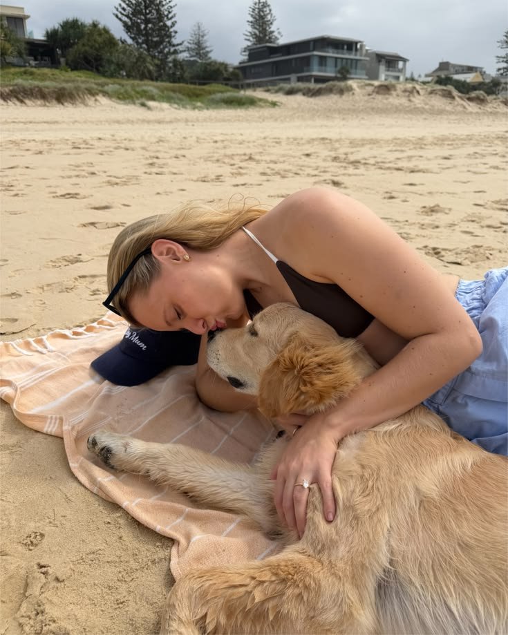 Lisapawsth's tweet photo. https://t.co/SaN2CAzPjG

Nothing compares to the trust in a dog’s heart 🐕💙
Welcoming this new month with gratitude and a promise to nurture our bond even more. 🌟 https://t.co/tb8oqLyG3J