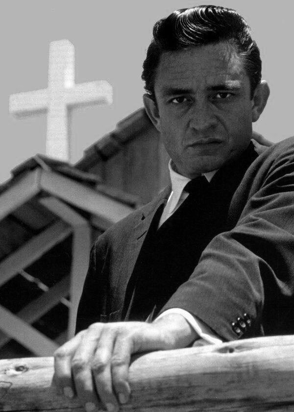 OldeWorldOrder's tweet photo. JOHNNY CASH: "I'm a Christian. I'll never apologize for it. God is the victor in my life. I'd be nothing without Him." https://t.co/W4pI9xrUy3