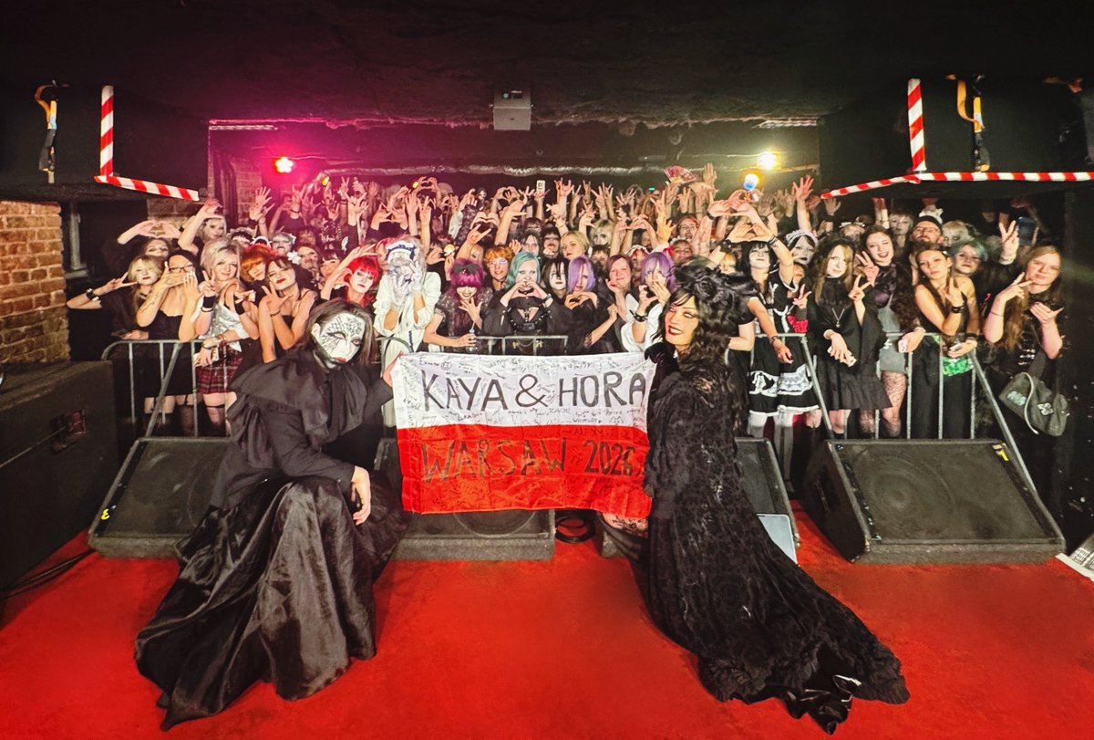Kaya_rose's tweet photo. ポーランド公演終了！皆様ありがとうございました！！満員のお客様、熱くて最高の夜でした！また帰ってきます！みんな愛してるー！💕
Koncert Polsce dobiegł końca! Dziękuję Wam wszystkim bardzo serdecznie!! Pełna sala i niesamowita, gorąca atmosfera to by niezapomniany wieczór! Na pewno tu wrócę! Kocham Was wszystkich! 💕
#Kaya20thWORLDTOUR 
#SchwarzSteinEuropeTour