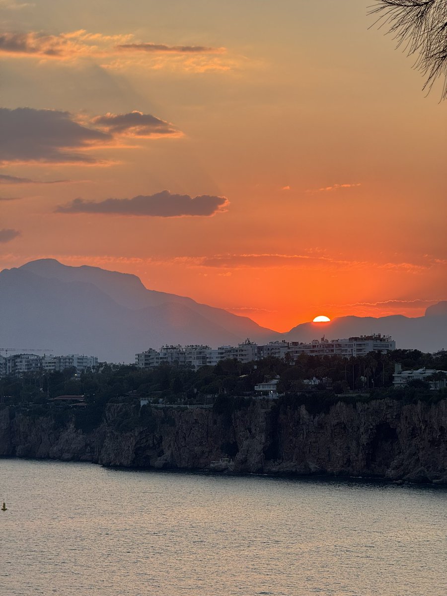 Novazchronicles's tweet photo. من شهر ونص كانت اول تجربة ليا في ال vacationing بروحي
قلت نشارك الصور للذكرى

📍Antalya - Türkiye
📆 July | 2026 https://t.co/BW4SROCJXa