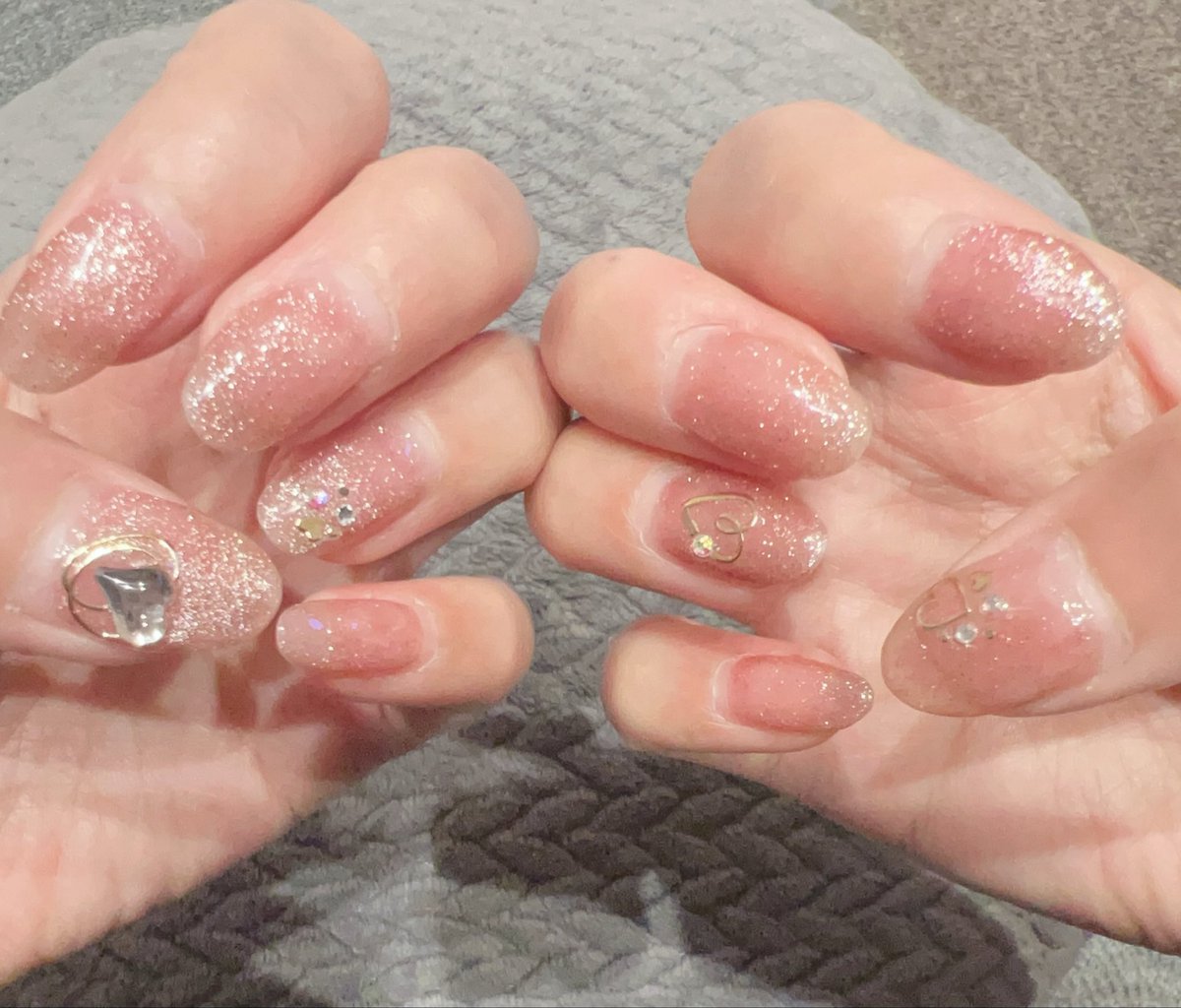 junkoooon9's tweet photo. 夏ネイル💅
#セルフねいる https://t.co/mez1xD7IuL