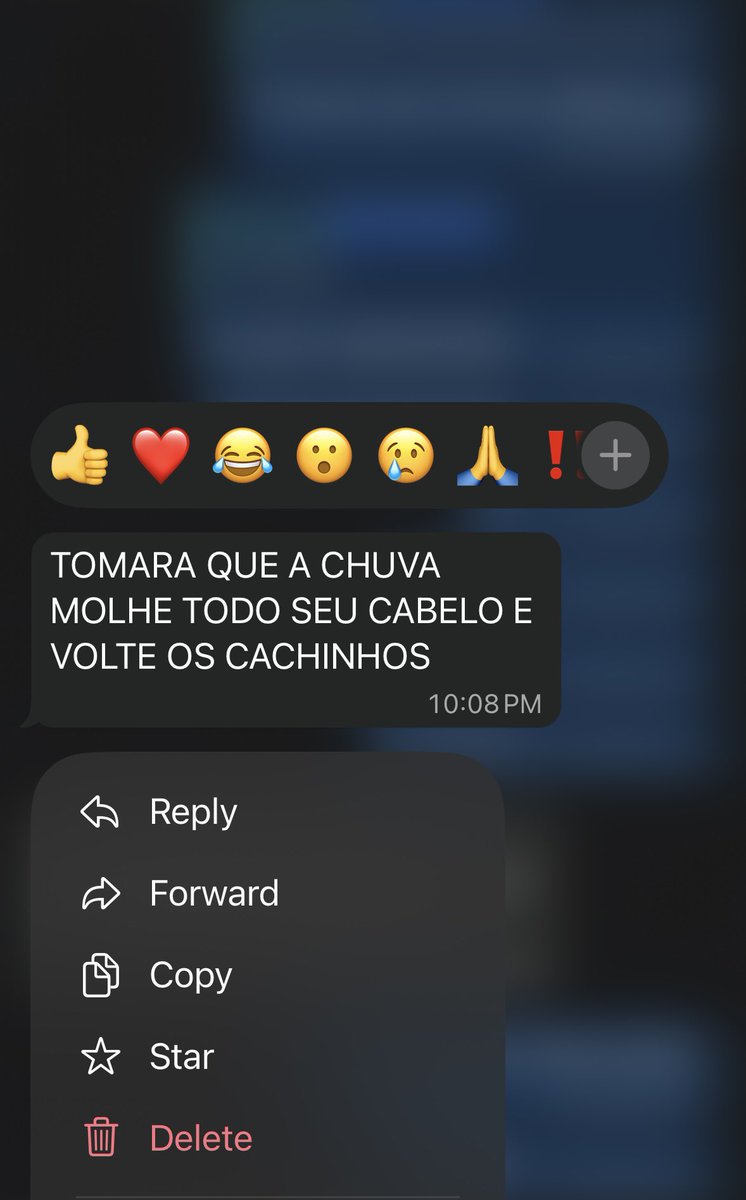 aquelatalmanu's tweet photo. Aquela amiga com dependência nos seus cachos https://t.co/y62a5z9xJG