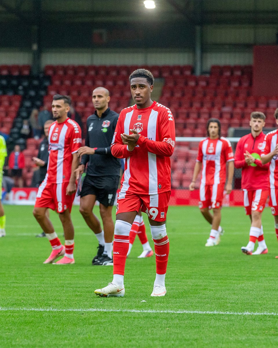 leytonorientfc's tweet photo. Leyton Orient can confirm Zech Obiero has joined @TheGillsFC on a season-long loan 🤝

Good luck, Zech! 👊

#LOFC #OneOrient https://t.co/kgzqp3U6o8