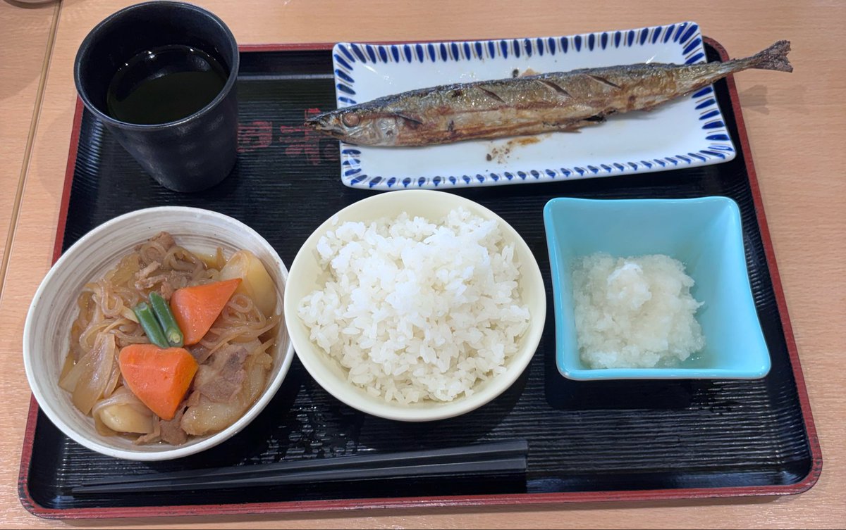 phantom20030805's tweet photo. おは♡
朝活❣️朝定❣️
これで500えんくらぃ安くない？
今日はツキイチ病院🏥これから向かいます😊

本日もよろしくお願いします💜✨✨ https://t.co/xugXoQqaP4