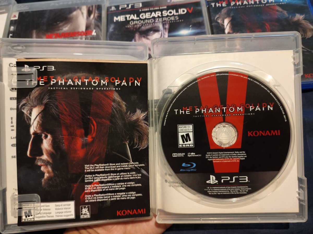 AlexMilan25880's tweet photo. @HIDEO_KOJIMA_EN Aún lo tengo PS3 y PS4 https://t.co/hFrtySrlIJ