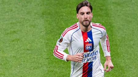 giraltpablo's tweet photo. SE CAYÓ EL PASE DE NICOLÁS TAGLIAFICO AL ATLÉTICO DE MADRID.

El defensor argentino había dado el OK y la operación estaba avanzada, pero el Atlético no logró liberar el margen salarial necesario dentro del fair play financiero de LaLiga.

Tagliafico continuará en el Lyon. https://t.co/BvMQS6O25H