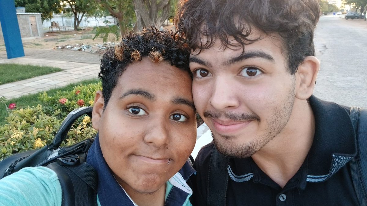 GabrielAlvvxfd's tweet photo. luke é um dos caras mais fodas que eu conheço, literalmente ensina o que é ser homem de verdade, te amo meu lindo. https://t.co/G1FdeoI4Km