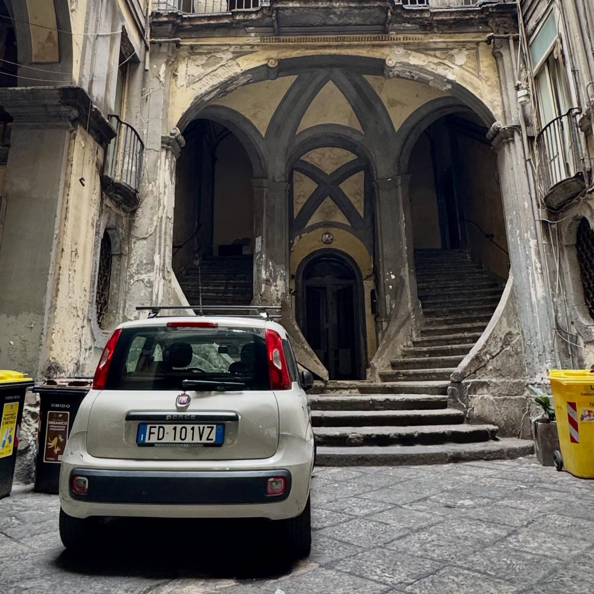 LoniMelser's tweet photo. Naples https://t.co/j0Qw2EUHkX