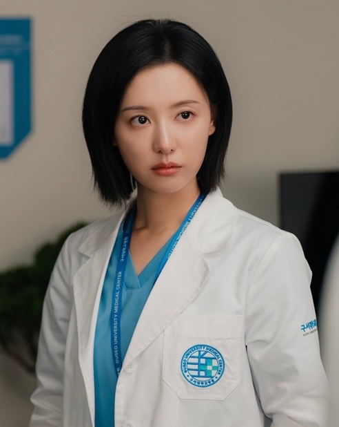 kdramasdiary's tweet photo. Stills of #KimJiwon from #DoctorX, releasing on October 9. https://t.co/LeklZY9Kbl