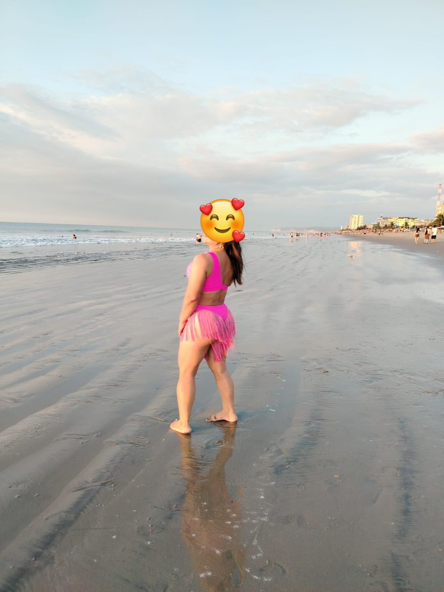Parejaorient123's tweet photo. Playita https://t.co/lOoQ42Ynxl