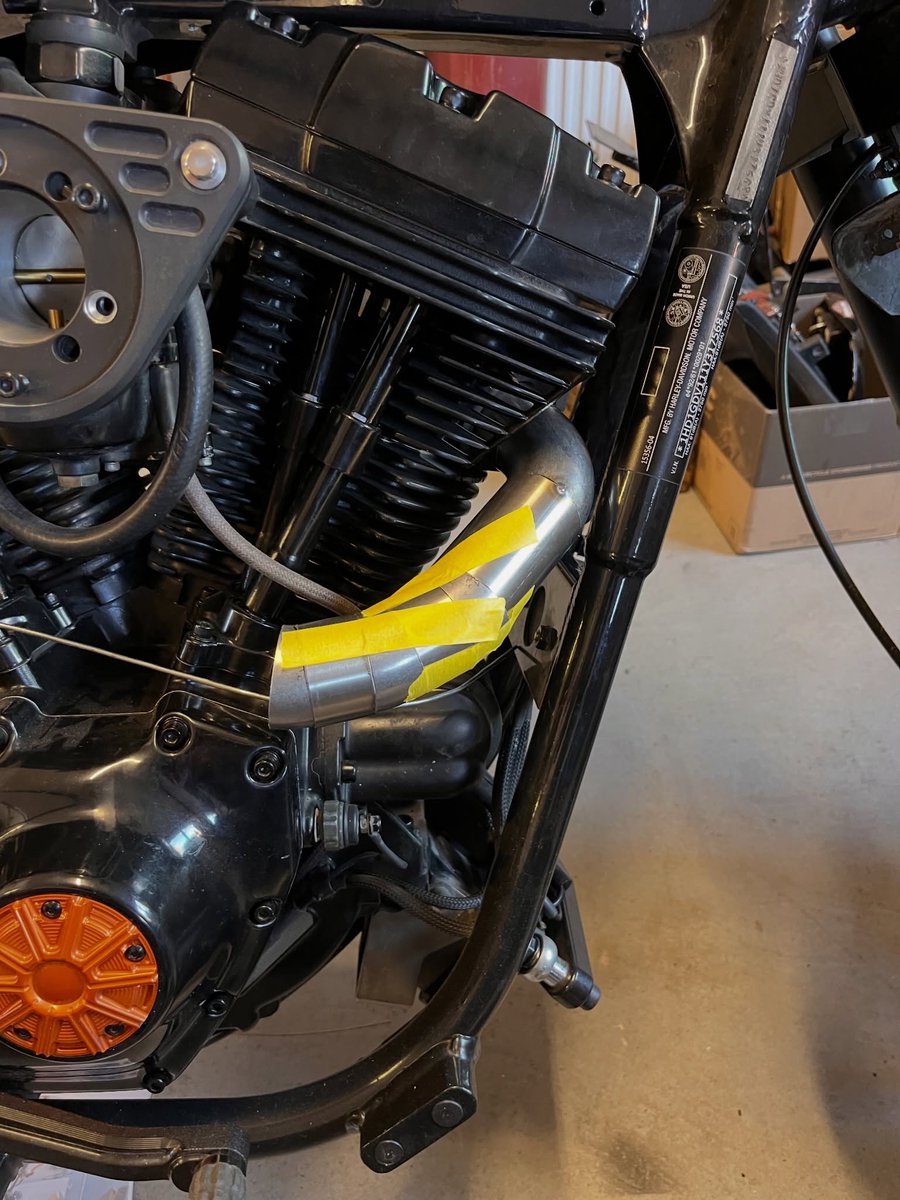 BiancaBoshdc's tweet photo. A new exhaust for the motorcycle. Preparations at @bohemiancustommotorcycles in Slovakia are reaching their peak… ✌️✌️🏍️ https://t.co/Fw82QwY8dW