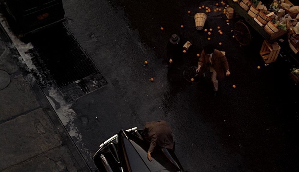 Lenscap's tweet photo. ‘The Godfather’ (1972)
dir. Francis Ford Coppola
dp. Gordon Willis https://t.co/4meoM9rjG8