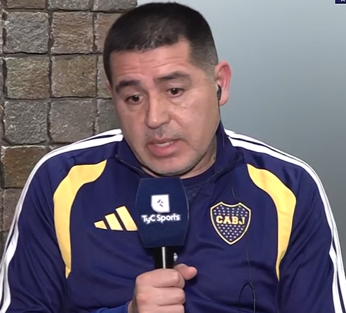 la12tuittera's tweet photo. 🗣️#Riquelme en @TyCSports:

"Estamos MUY CONTENTOS con el LIBRO DE PASES QUE HICIMOS.

El DT quería a #Montero y hablamos con él y su representante durante el mundial y hoy defiende el arco de nuestro equipo, quería al lateral derecho que tiene que ya se ha recuperado de algunas molestias (#Lozano), el DT creía que necesitaba un delantero con las condiciones de #Villa y tuvimos la suerte de poder traerlo y #Valencia es un jugador mundialista.

Pensábamos que #Bareiro no iba a tener este tema, así que ahora acompañarlo que se recupere, al igual que #Aranda".