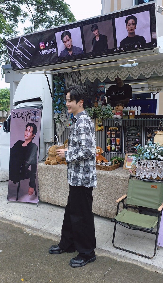 HALO_BAMBAM's tweet photo. @yoonpsn รอคอย  2ทุ่มเลยได้ไหมนะ
#yooupsn #Beepsn💙🐳 https://t.co/Gc3UuqR9eu