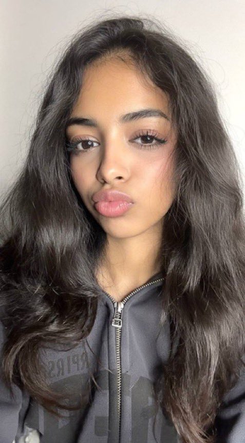 Rewkro1's tweet photo. اه سمو العجمي 👅🐽🐽🐽🐽 https://t.co/l04KyeAvpD