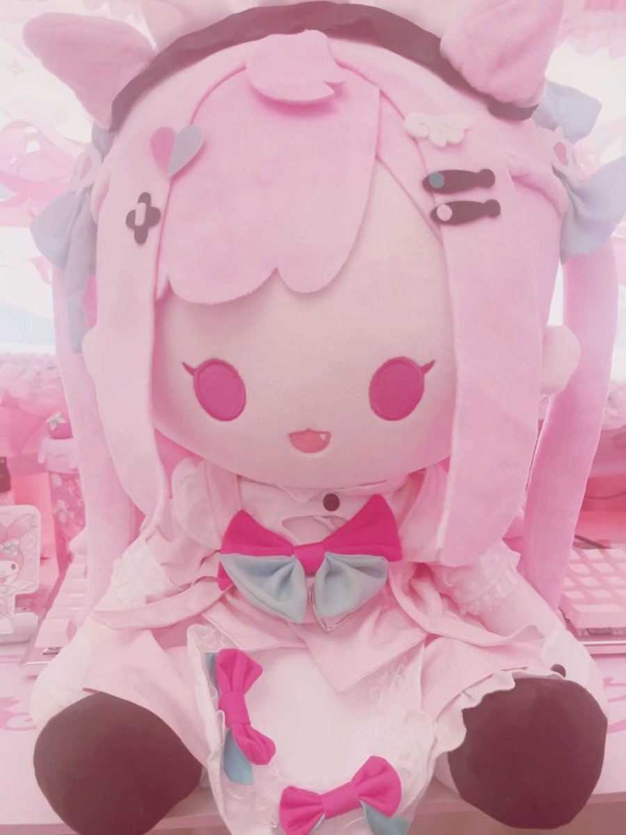 mo8jxz's tweet photo. 結城さくなのぬいぐるみをオーダーしました！めちゃくちゃかわいいでしょ！大好きです((o(｡>ω<｡)o))♥︎ @yuki_sakuna #結城さくな #さくなあーと https://t.co/Fd3eARfyiT
