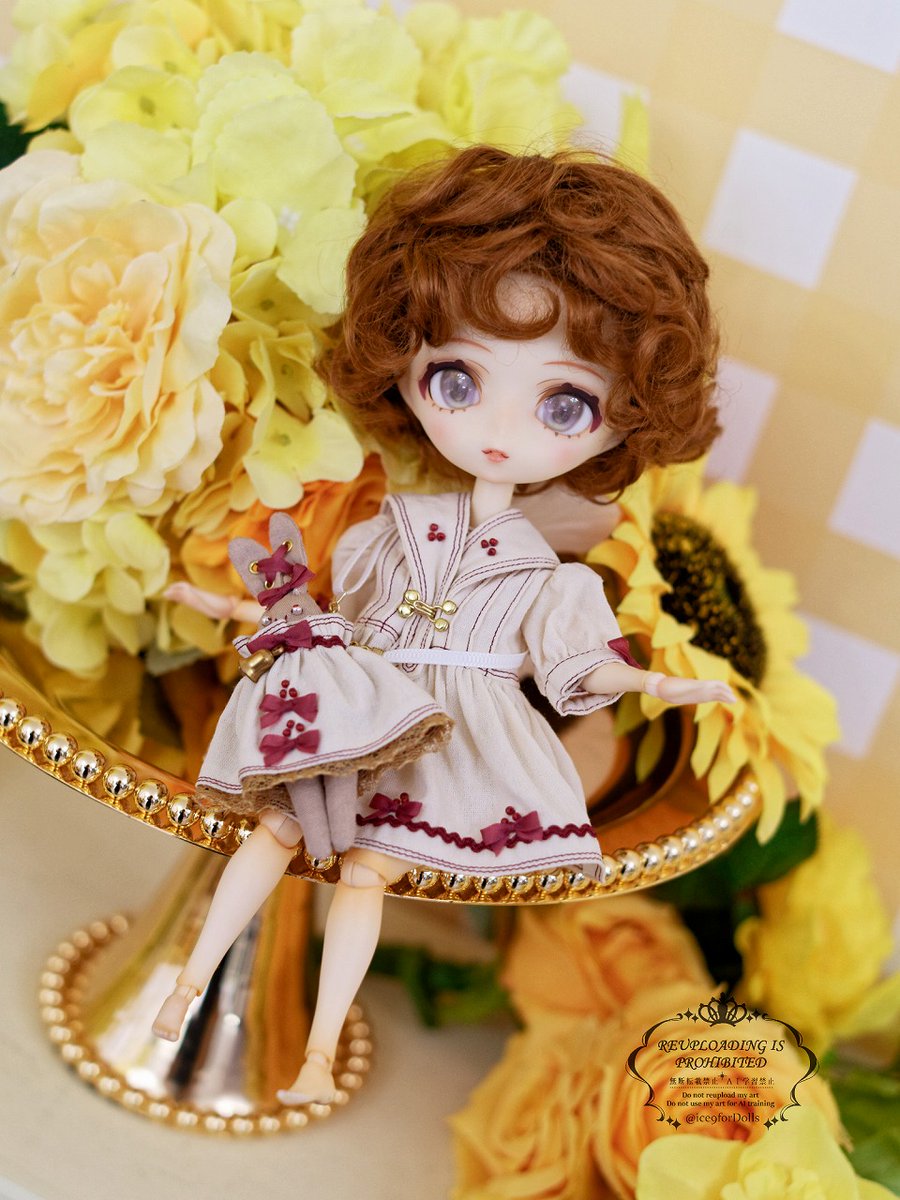 ice9forDolls's tweet photo. honoさんにお借りしたNittaさんのお洋服、お供のうさぎもセットでかわいい～！胸元のフックとか思いもよらないデザインでおしゃれです☺️
#ハルモニアブルーム
#Harmoniabloom https://t.co/PR3QZyQfi2