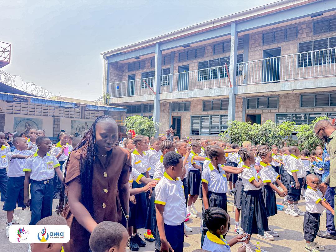 CSLacolombe_AMA's tweet photo. @CSLacolombe_AMA ne prépare pas seulement aux examens, mais à la vie :
📖Lecture
🌍Anglais
💻Numérique
⚽Sport
🎨Arts
🤝Citoyenneté
✨Créativité &amp; Culture de paix
Avec nos personnels éducatifs, faisons de 2026‑2027 une année de réussite et d’épanouissement.
#VivreEnsemble https://t.co/ynkwt6JRPe