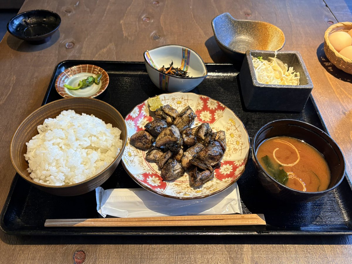 RainbowDriveInn's tweet photo. 炭焼地鶏ランチ😍ごはん、玉子
おかわりし放題😆 https://t.co/apgm1E0CxR