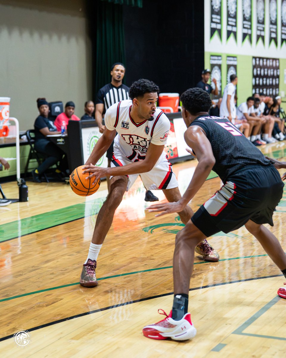 AZCompass_Prep's tweet photo. High energy on Day 1 of Fall League! 🔥 https://t.co/7tJs5xp7CX