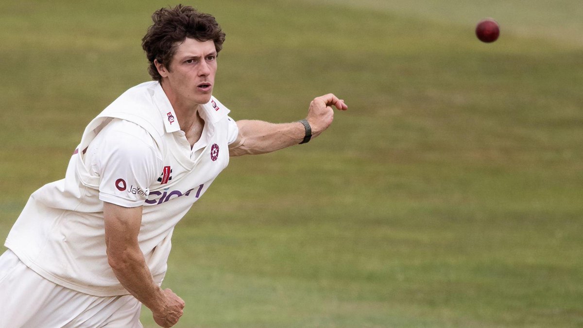 Sportstralia's tweet photo. π¨ PERTH SCORCHERS SIGN CALVIN HARRISON! π
The English leg-spinner arrives after an impressive T20 Blast campaign, claiming 22 wickets in 14 matches at 6.86 economy.
π Check all new signings here: https://t.co/0Ct4YNRmtF
#BBL16 #PerthScorchers #CalvinHarrison #BBL #Cricket https://t.co/X2SB4WzWPE