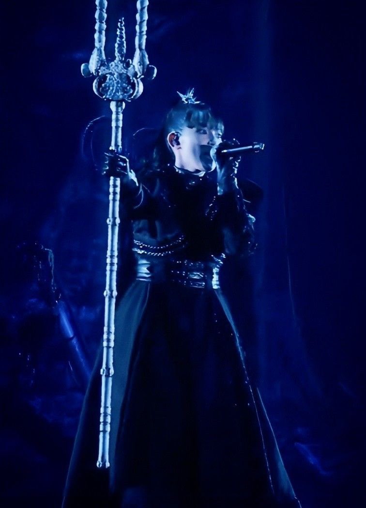 lunarnabi's tweet photo. Metal kingdom Su lives in my head rent free 🖤🖤🖤 https://t.co/Lt7AwUuYoh