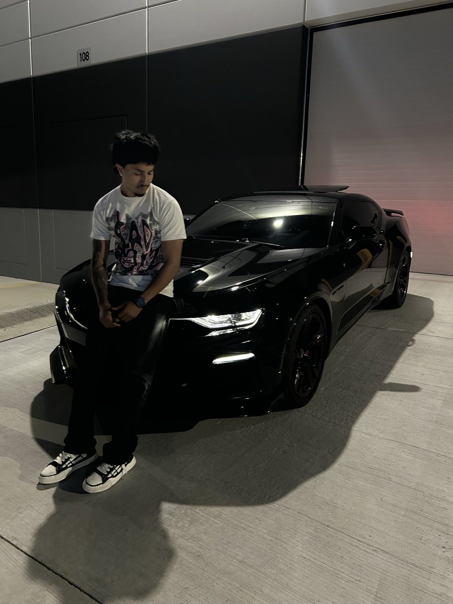 alva46903's tweet photo. Bday post #birthday #camaro2ss https://t.co/CRtkiJXra1