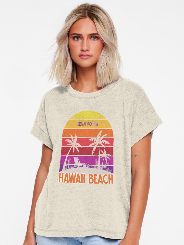 HurmerintaArt's tweet photo. Hawaii beach is a dream vacation for many. Colorful retro style art. #inspiration #hawaii #shirt #artistmade #textart #palmtrees #dreaming #vacation https://t.co/YqSDJzEPXn https://t.co/L7cxiF2cro
