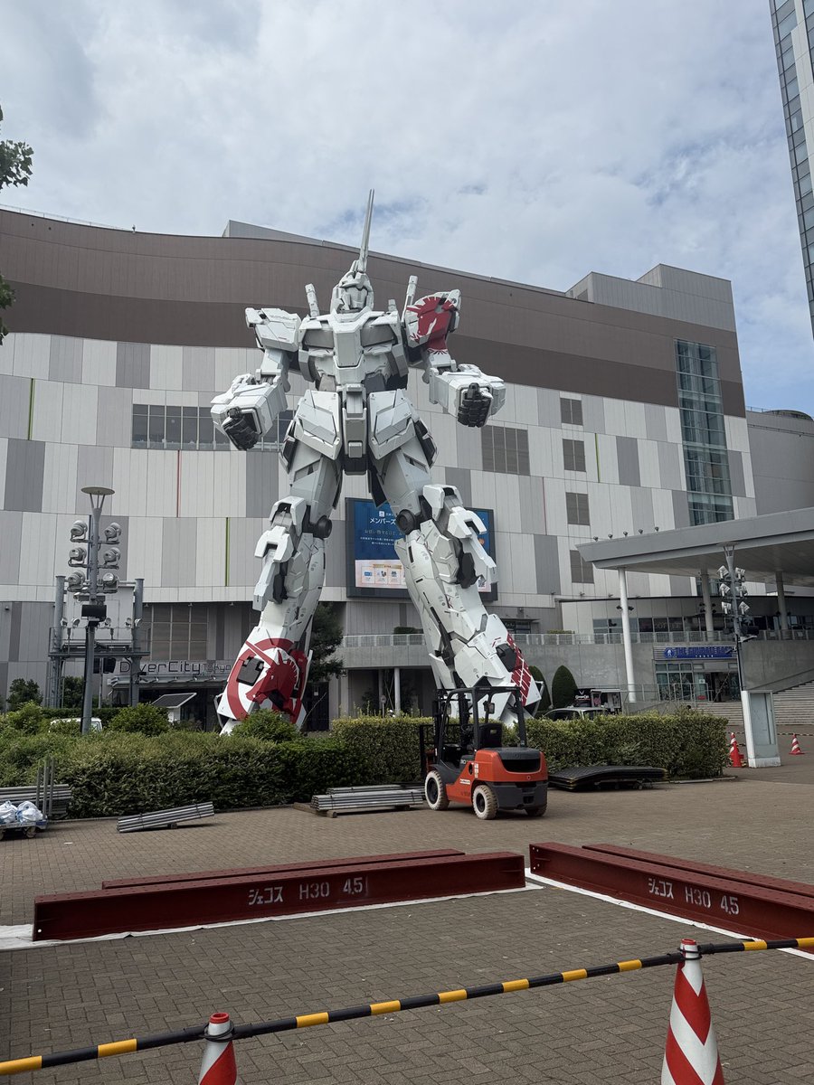 hide_cg's tweet photo. ユニコーン囲い作成中 https://t.co/O4NHWpaFw0