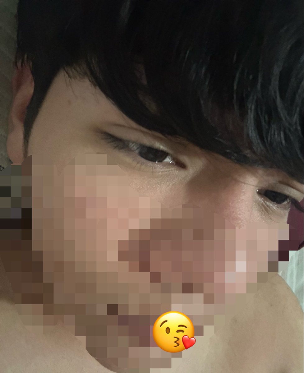 ghosttkidd's tweet photo. Ando re aburrido y todavía todo cansado sin ganas de bañarme 😭 https://t.co/tHWAVeSS4w