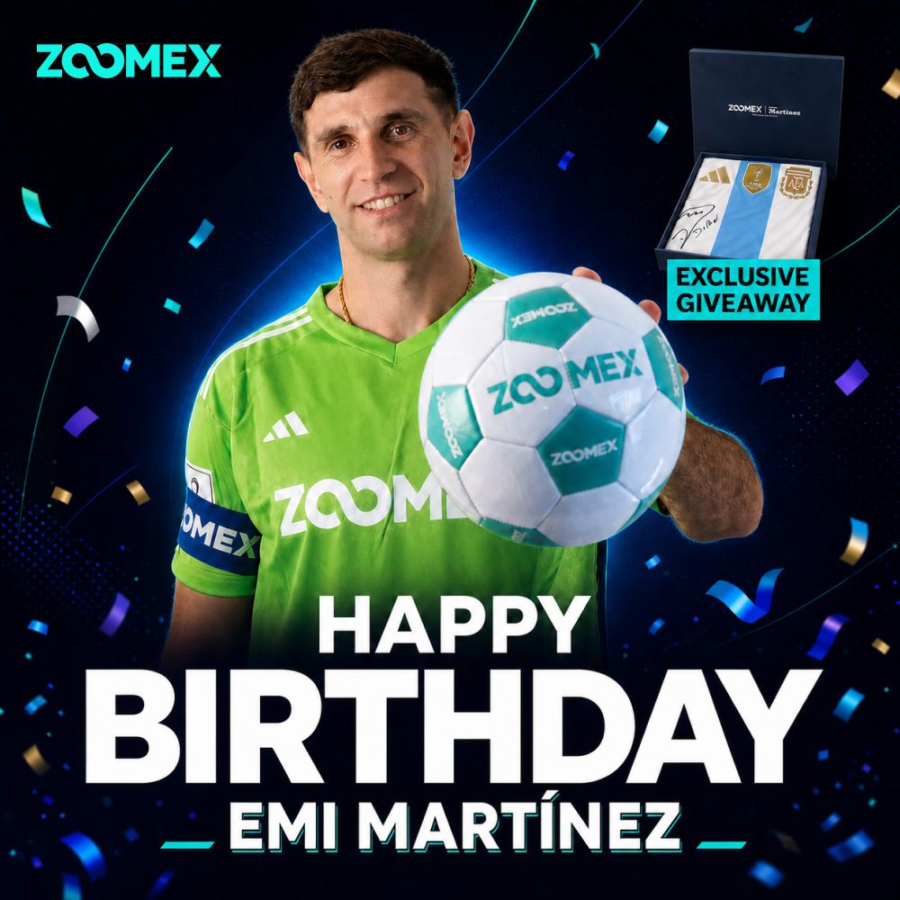 ZoomexOfficial's tweet photo. It’s Dibu‘s Bday! 🥳🧤

Happy 34th birthday to @emartinez — the king of clutch saves and our world-class guardian!

From the World Cup final to countless last-minute stops, Dibu has given us plenty of unforgettable moments. 

To celebrate, we’re giving away an exclusive Zoomex × Emi Martínez merchandise set! 🎁

How to enter?
Fo + ❤️ + repo, drop a birthday wish or your favorite clips of Dibu + #Zoomex 
One lucky fan will take home the full set. 🎂💙