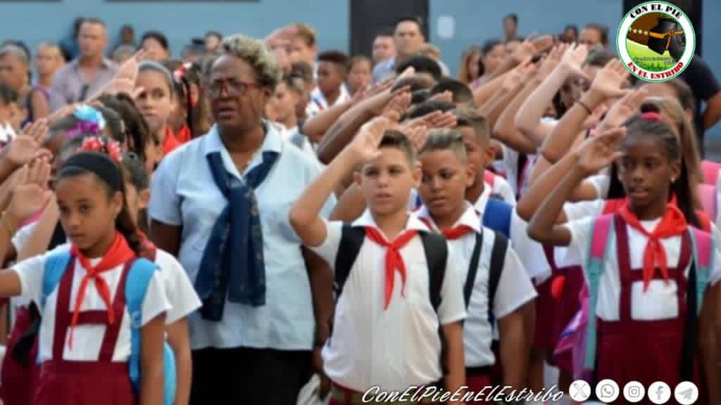 tomas_nara98242's tweet photo. 📚👨‍🏫|Desde #Cuba🇨🇺  le decimos a @SecRubio que el curso escolar comenzó. Bendita sea mí "dictadura" que educa a los niños y a pasar del bloqueo imperial🦅 seguimos de pié y con la frente en alto🫡. 

Que viva Cuba carajo ✊🇨🇺‼️

@DiazCanelB 
@CUBAONU 
@CubaMINREX 
@violetamg10078 https://t.co/ZV2ULu92vQ