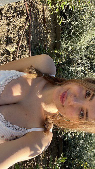 AllenLisa_1's tweet photo. I need a friend 😩💦💦

Say hello 👋 #hookup https://t.co/BlaIvQeZhb