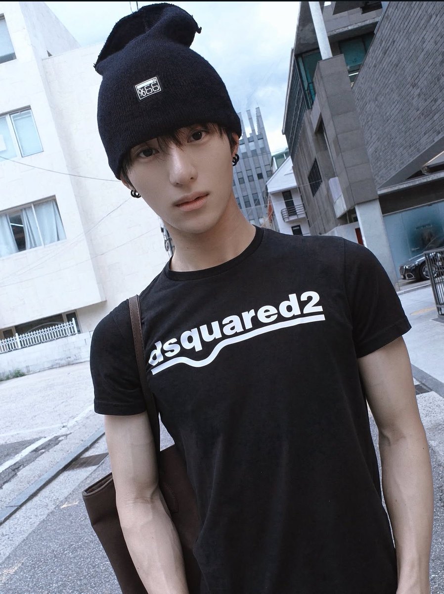 dailyjunseok tweet picture