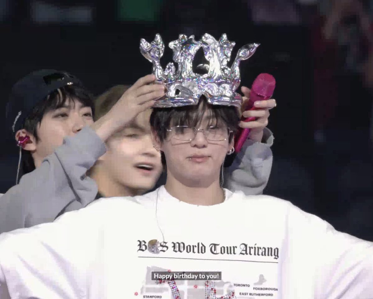 vjungist's tweet photo. who else started crying. https://t.co/zqwo1N25Sn