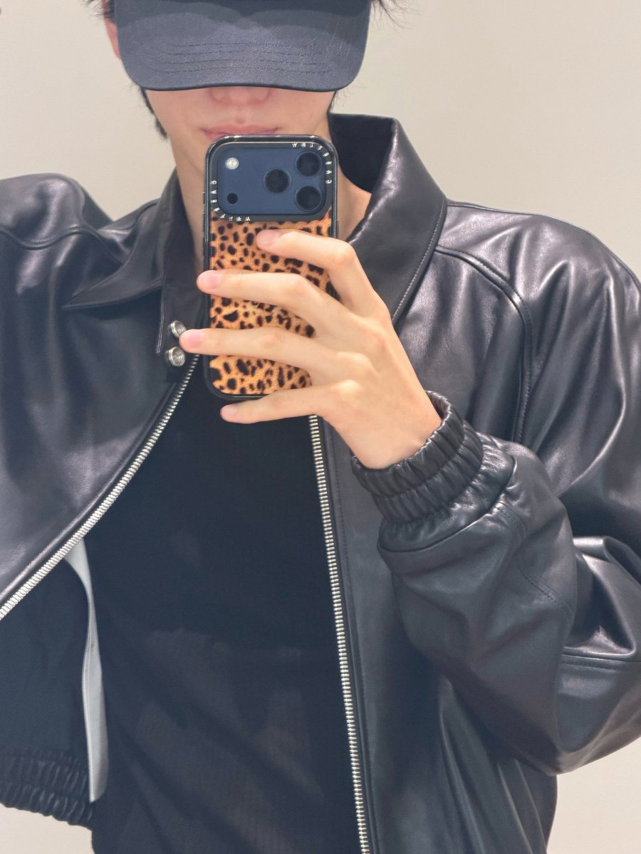 Shin_Junghwan22's tweet photo. OOTD

#TWS #투어스 #247WithUs #SHINYU #신유 https://t.co/Q4roQuiSdv