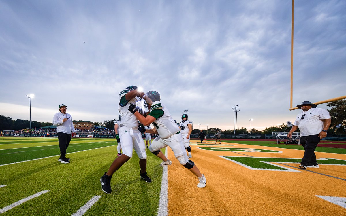 CollinWeaks's tweet photo. GAME WEEK! 💯
Time to work. Time to compete.
Videos coming soon. 

#GameWeek #FridayNightLights #2027Recruit #Recruiting #TXHSFB #OffensiveTackle 

@Mckade64 @IronWillSC @Coach_DeHaven @JCS_Football @TXPSMedia @247recruiting @TXRecruits @PrepRedzoneTX @RecruitMatador @CFBscoutdesk @JCS_Athletics @walker_lott @REPCoachMorgan @REPCoachReagan @REPCoachWhite @REPFootballRec @LoneStarPrepsTX @TXTopTalent @TexasPrivateFBGuy @Rivals @RivalsHS