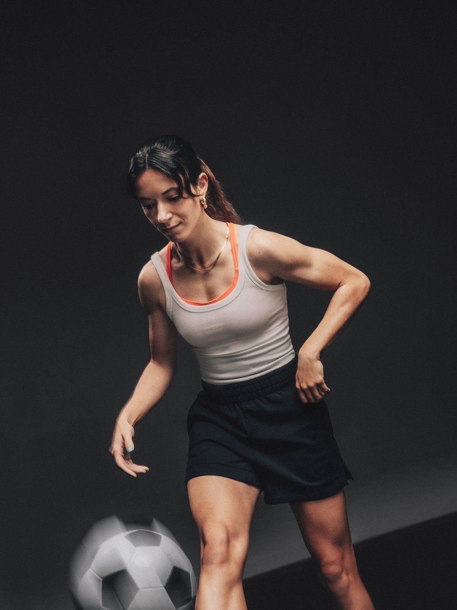 678Page3's tweet photo. Aitana Bonmati for Gatorade | Barcelona FC Feminí ⚽️ https://t.co/NyOgAH8agx