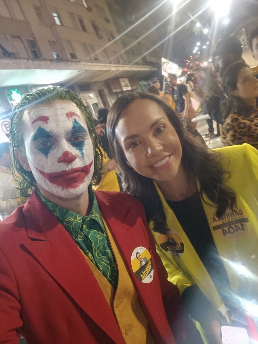 betao_creme's tweet photo. Hoje conheci os candidatos da missão de Porto Alegre na manifestação contra a decisão monocrática de dias toffoli, infelizmente só o @evandro_stacruz e o  @pemonetors tem perfil aqui no x, mas no facebook o perfil da terceira é gabriela costa 1404 e o último e o último é o luiz graciano prado, temos que apoiar fortemente os candidatos da missão pra termos uma bancada forte nos representando em Brasília.
