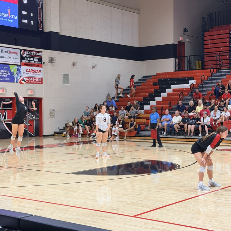 TriadHighSchool's tweet photo. Volleyball gets a win over Granite City in their first match in the SWC! 
25-10
25-14 https://t.co/gvmtSJaXRM