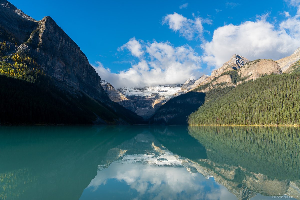 BonitaLinegk2's tweet photo. Early autumn in Banff National Park. Clear water and untouched greenery. Shot on a Sony a7 IV. https://t.co/tW9UdYgvDl
