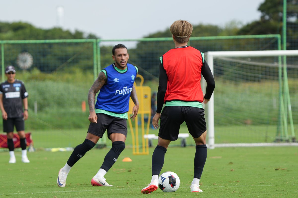 bellmare_staff's tweet photo. Training Photos 📸

#湘南ベルマーレ #bellmare https://t.co/6ZdJ51TCON