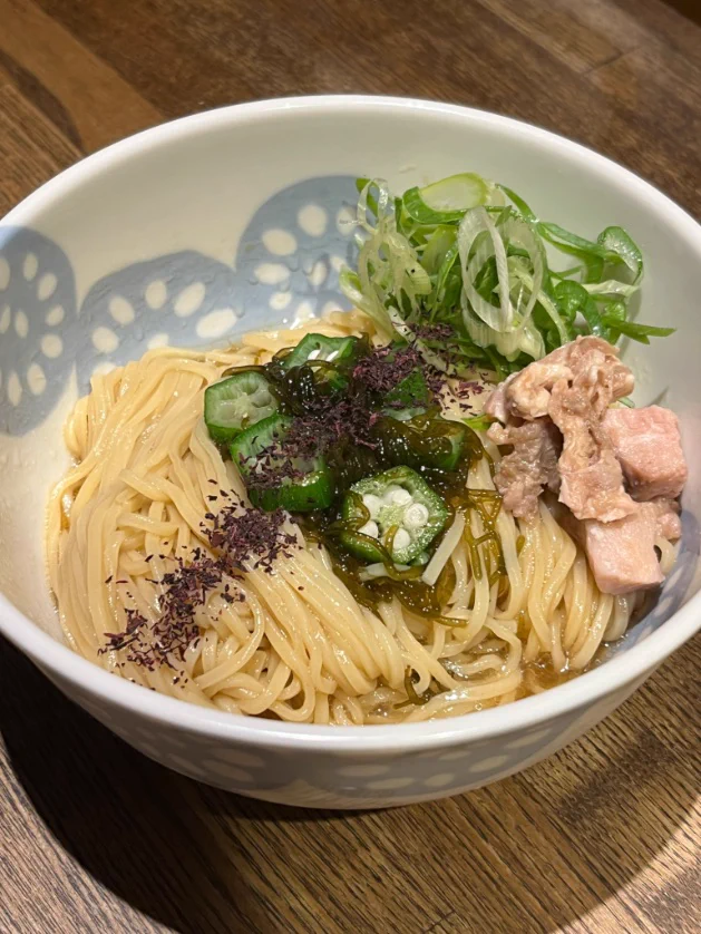 中国　そば釉　筆洗　在銘　送料込み　260628 公式】中華そば 麺壁九年 本店@スタッフ募集中 в X: „【2日】 🈺11-15