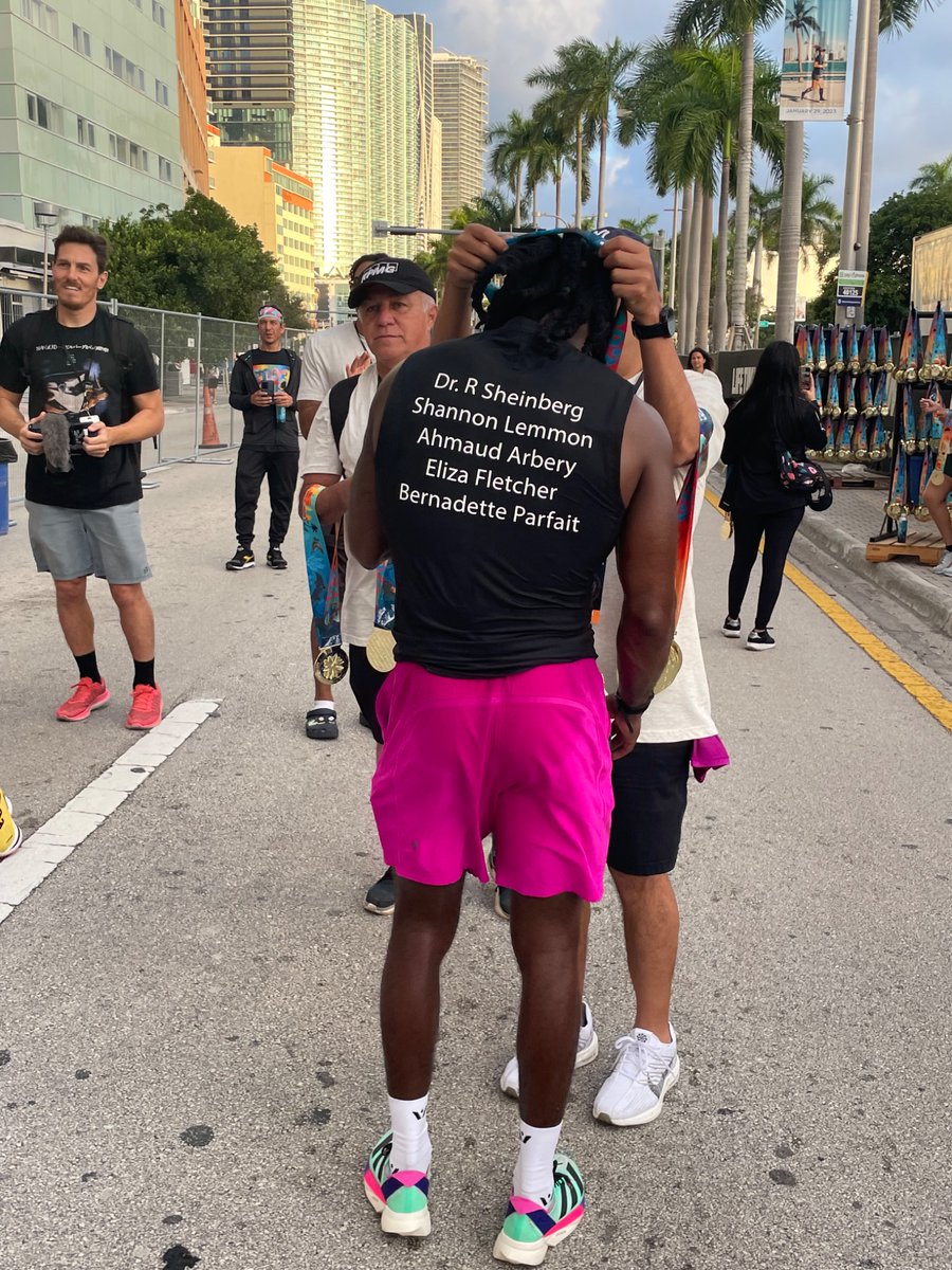 MPerfectParfait's tweet photo. Thanks-a-bunches for your support!
https://t.co/wtEOpgNdIT
#NYCMarathon #1stMarathon
#MarathonTraining #RunWithMeChallenge
#RunForThoseWhoCant #26Point2 https://t.co/JWNUD0tJsR
