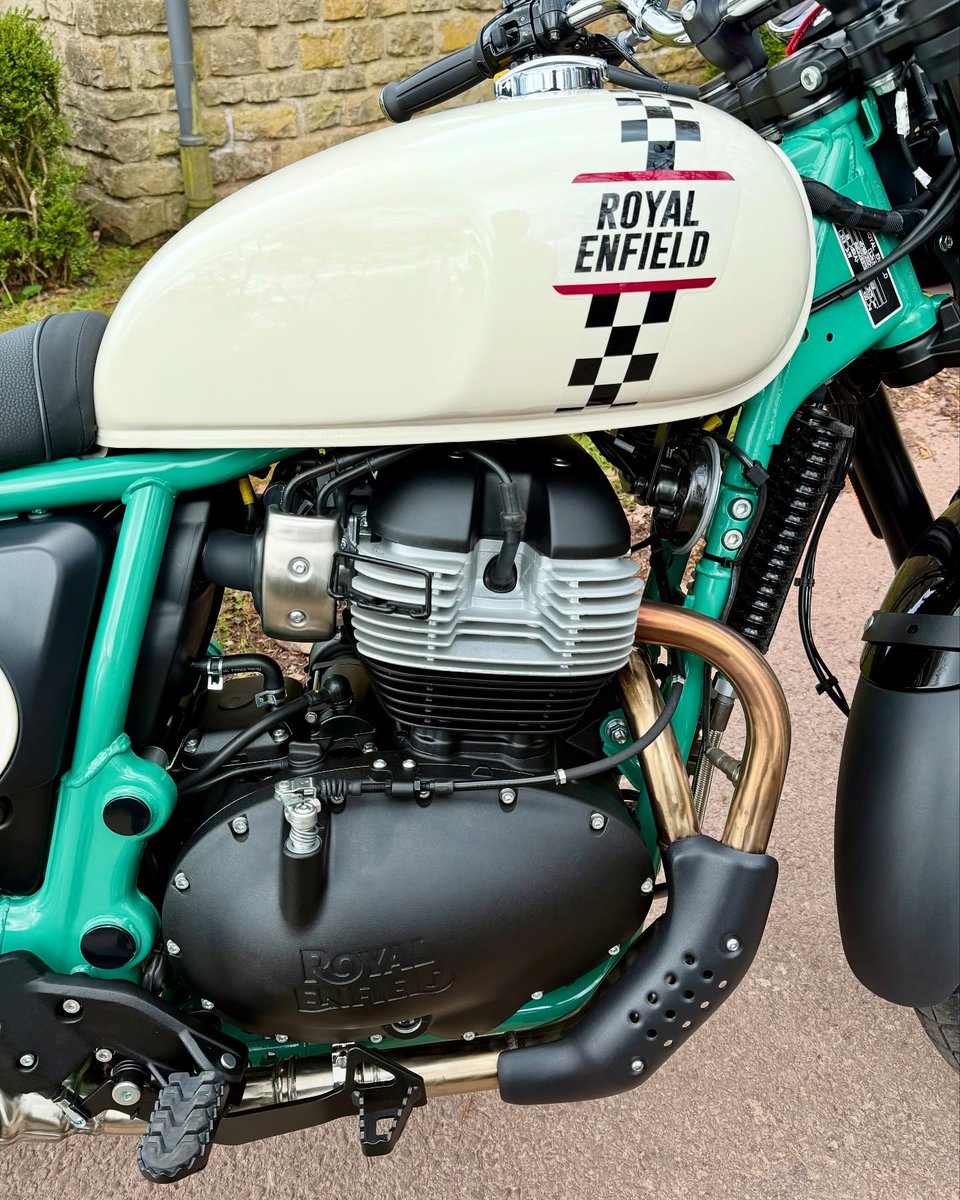 TalithaSliman's tweet photo. First 100 km ✅

Today I rode my new bike for the first time after bringing her home. What a machine! The 650 engine is smooth, the gearbox works perfectly, and the tripper dash is a great feature. The slightly forward riding position should be https://t.co/vpuUwToh36